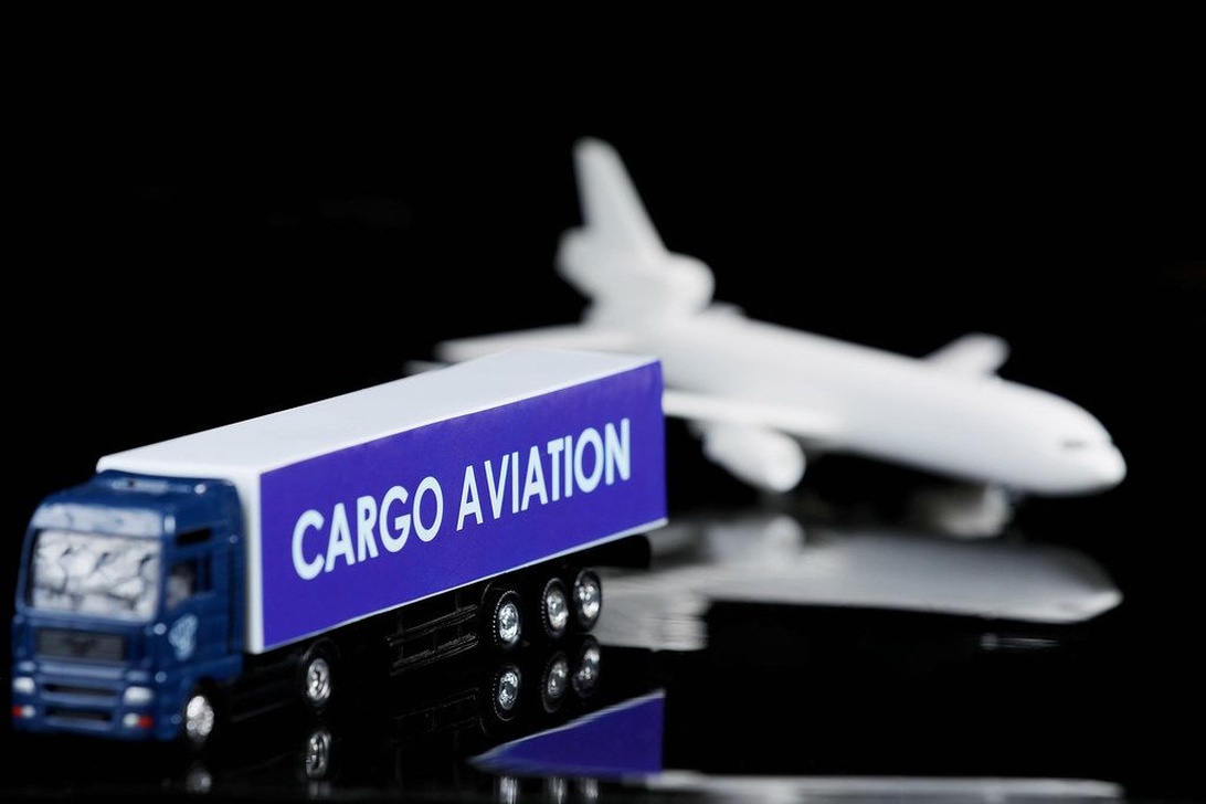 Logistik för modellflyg: Så fraktar du dina flygmodeller säkert